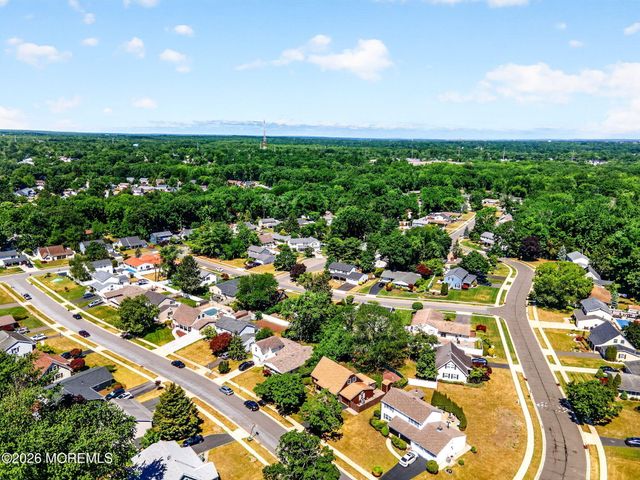 29 Ormont Lane, Aberdeen, NJ 07747