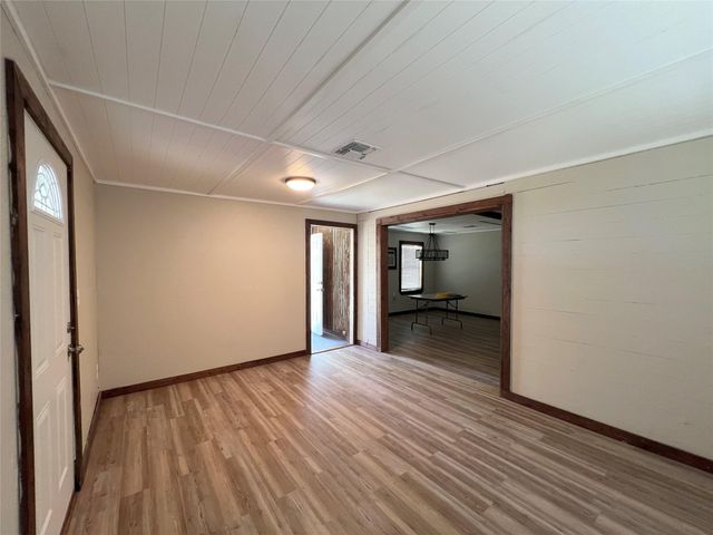 2748 County Road 456, El Campo, TX 77437