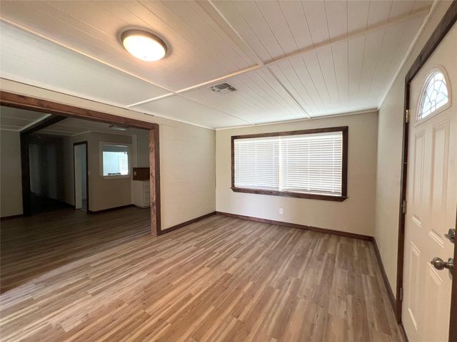 2748 County Road 456, El Campo, TX 77437