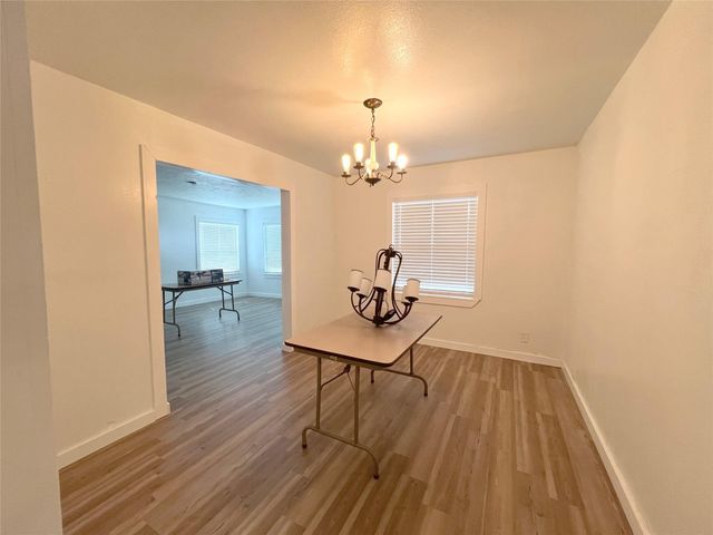 2748 County Road 456, El Campo, TX 77437