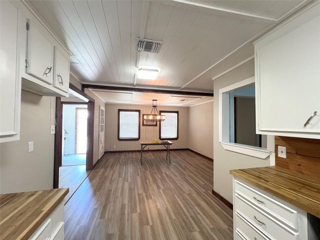 2748 County Road 456, El Campo, TX 77437
