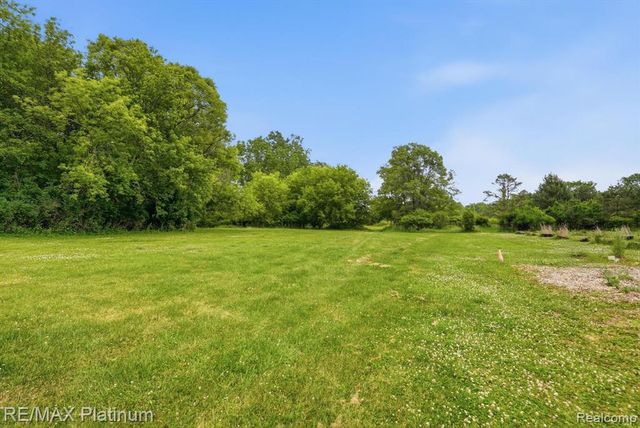 4328 N Gale Road, Davison, MI 48423