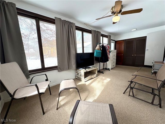 228 Hawk Avenue, Akron, OH 44312