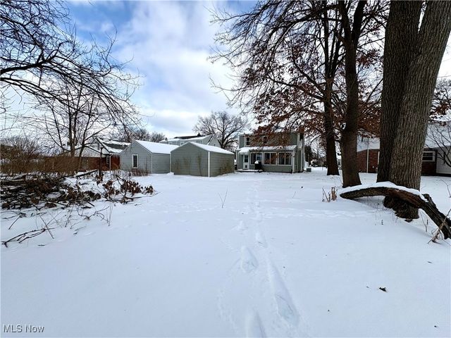 228 Hawk Avenue, Akron, OH 44312