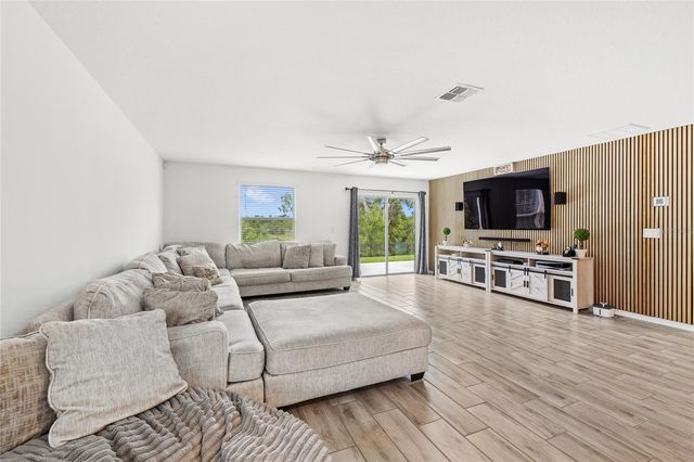 5352 RED CORAL CIRCLE, Mount Dora, FL 32757