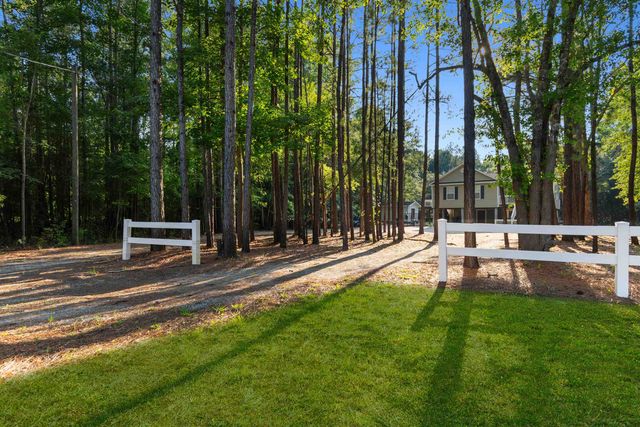 798 Redmond Ct., Conway, SC 29526
