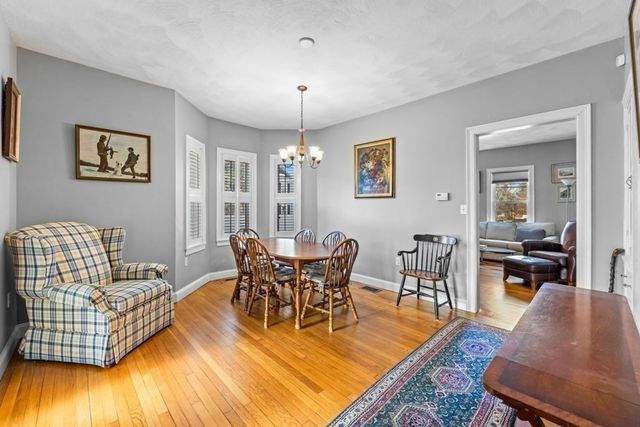 29-31 Middlesex St 1, Chelmsford, MA 01863