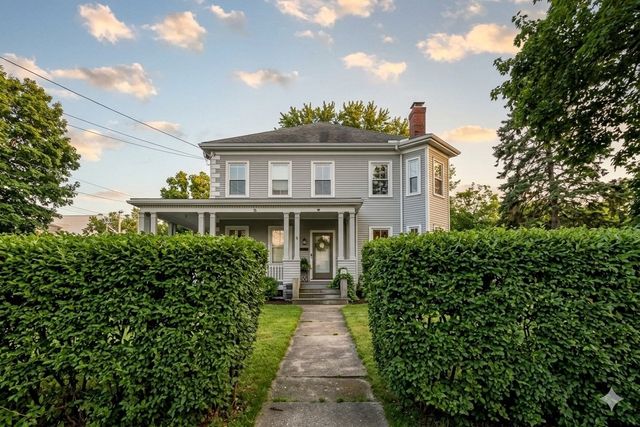 29-31 Middlesex St 1, Chelmsford, MA 01863