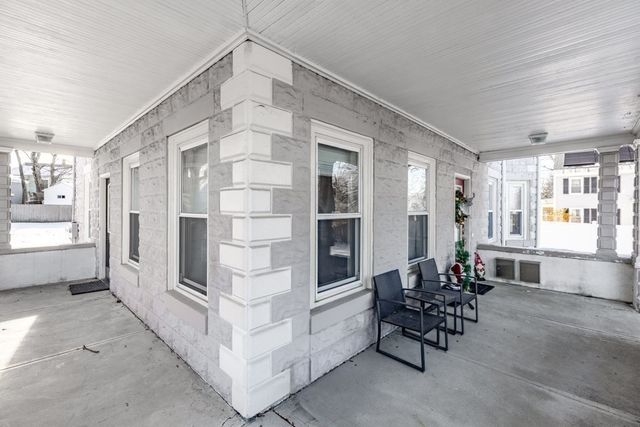 29-31 Middlesex St 1, Chelmsford, MA 01863