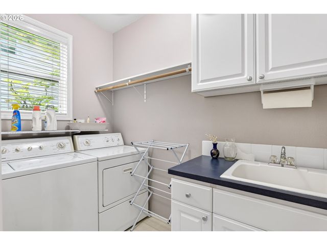 17271 Nw TUCSON St, Beaverton, OR 97006