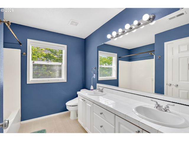 17271 Nw TUCSON St, Beaverton, OR 97006