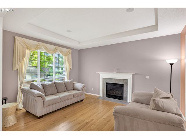 17271 Nw TUCSON St, Beaverton, OR 97006