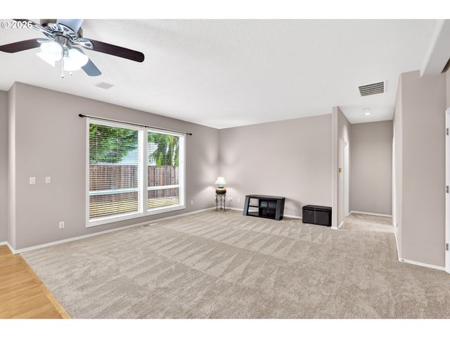 17271 Nw TUCSON St, Beaverton, OR 97006