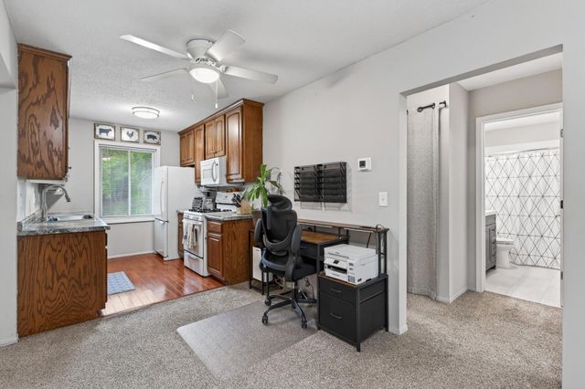 10840 Rockford Road 308, Plymouth, MN 55442