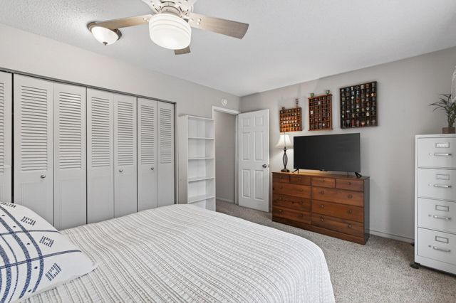 10840 Rockford Road 308, Plymouth, MN 55442