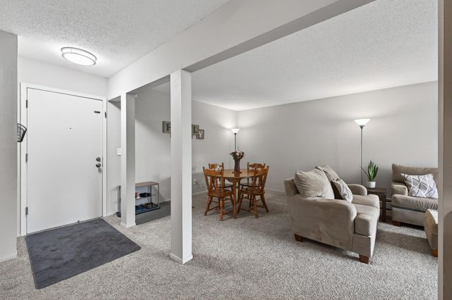 10840 Rockford Road 308, Plymouth, MN 55442