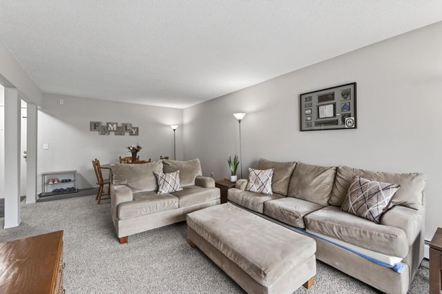 10840 Rockford Road 308, Plymouth, MN 55442