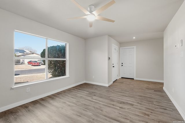 8010 Coral Meadow, Converse, TX 78109