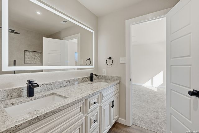 8010 Coral Meadow, Converse, TX 78109