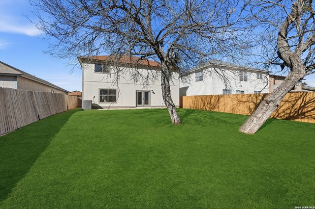 8010 Coral Meadow, Converse, TX 78109