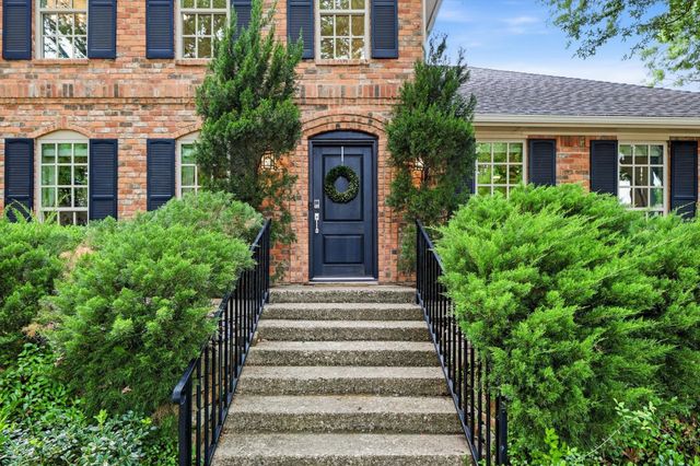 15319 Trails End Drive, Dallas, TX 75248