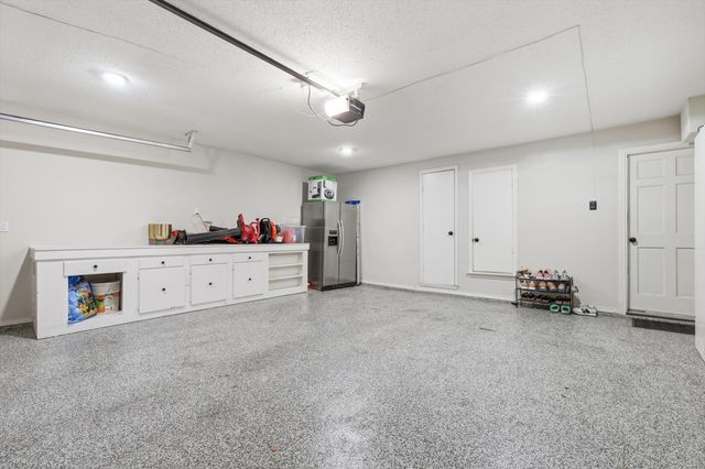 15319 Trails End Drive, Dallas, TX 75248
