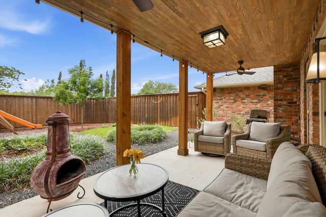 15319 Trails End Drive, Dallas, TX 75248