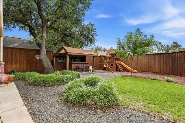 15319 Trails End Drive, Dallas, TX 75248