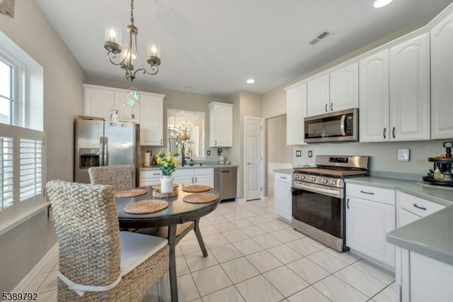 5 La Rochelle Dr, Manchester Twp., NJ 08759