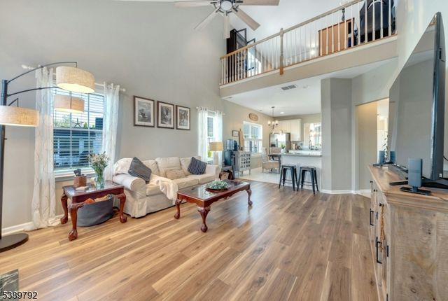 5 La Rochelle Dr, Manchester Twp., NJ 08759