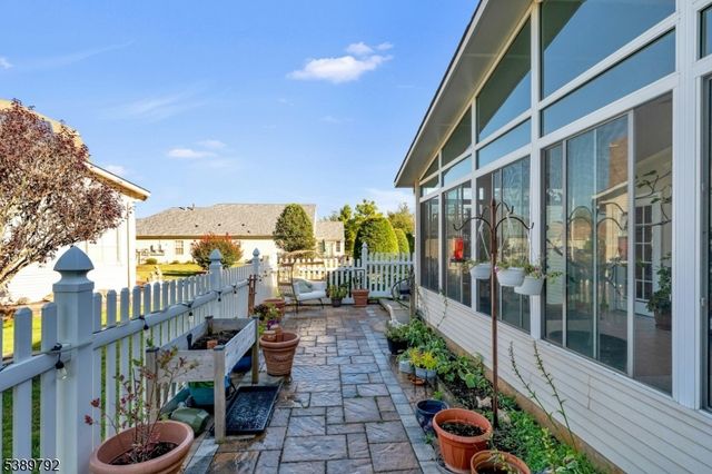 5 La Rochelle Dr, Manchester Twp., NJ 08759