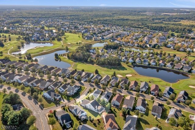 5 La Rochelle Dr, Manchester Twp., NJ 08759