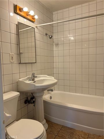 12752 Lemay, North Hollywood, CA 91606