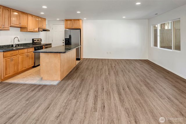 14534 27th Avenue NE, Shoreline, WA 98155