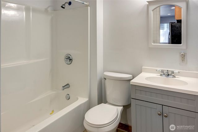 14534 27th Avenue NE, Shoreline, WA 98155