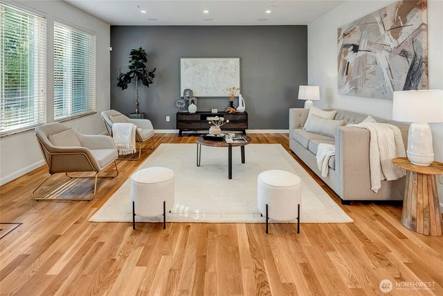 14534 27th Avenue NE, Shoreline, WA 98155