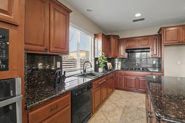 10441 Hite Cir, Elk Grove, CA 95757