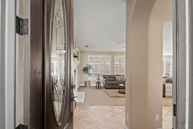 10441 Hite Cir, Elk Grove, CA 95757