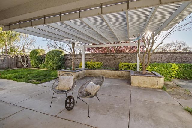 10441 Hite Cir, Elk Grove, CA 95757