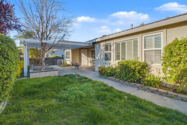 10441 Hite Cir, Elk Grove, CA 95757