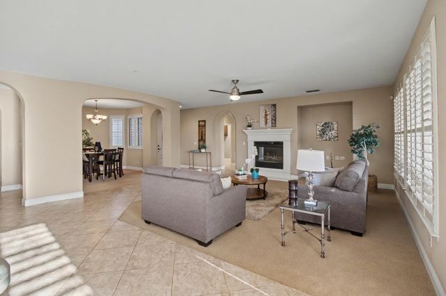 10441 Hite Cir, Elk Grove, CA 95757