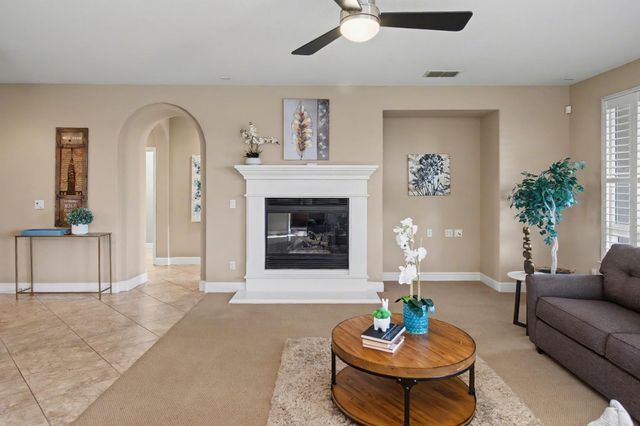 10441 Hite Cir, Elk Grove, CA 95757