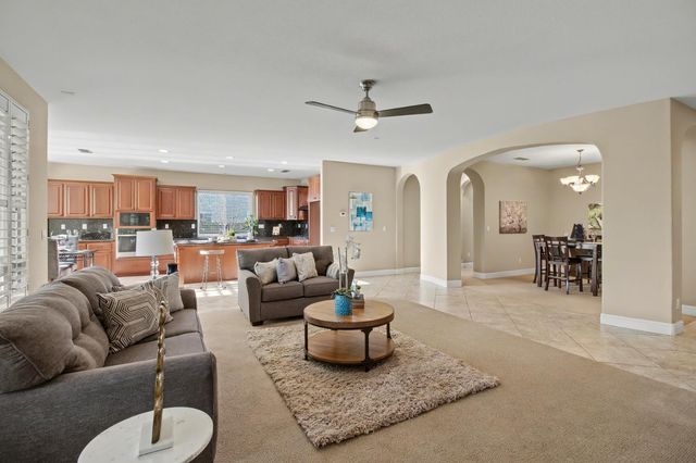 10441 Hite Cir, Elk Grove, CA 95757