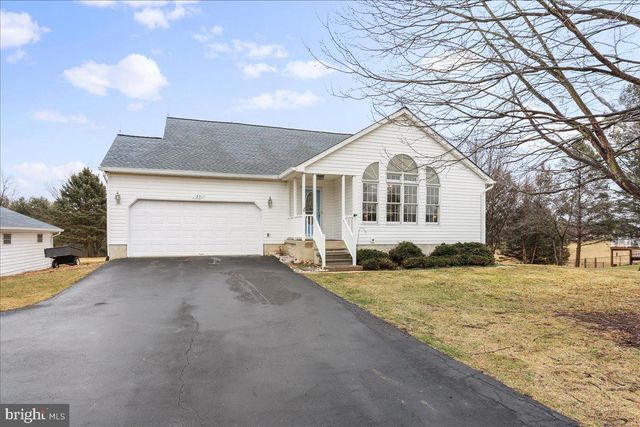 23 TEAKWOOD CT, Harpers Ferry, WV 25425