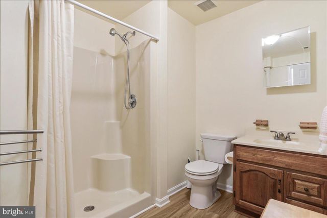 23 TEAKWOOD CT, Harpers Ferry, WV 25425