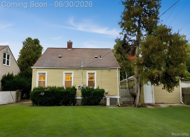 318 DEVILLEN Avenue, Royal Oak, MI 48073