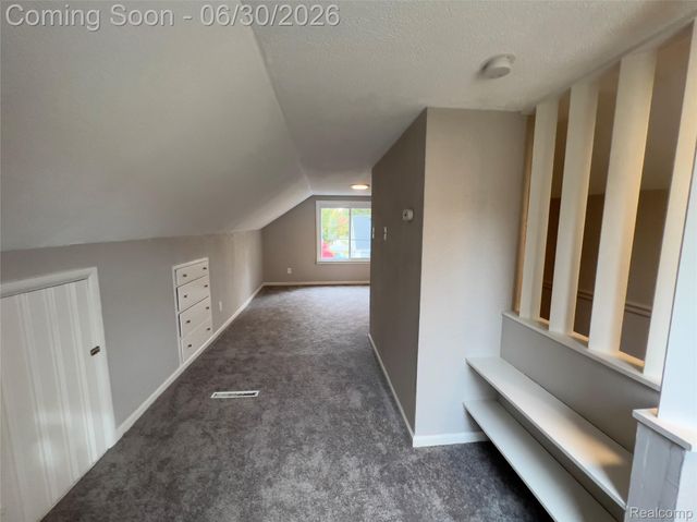 318 DEVILLEN Avenue, Royal Oak, MI 48073