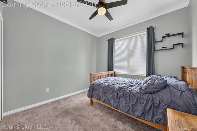 322 Hidden River E, Holly Township, MI 48442