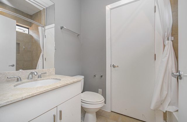 4410 Spencer Street A, Houston, TX 77007
