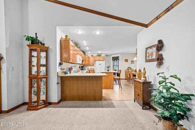 243 Ottoma Drive, Crossville, TN 38555